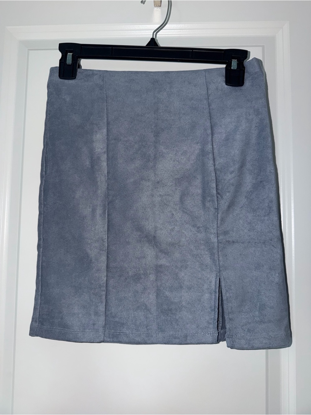 iris Blue Scallop Suede Skirt Set - Picture 2 of 5